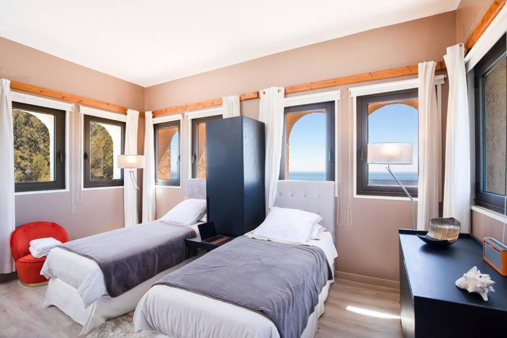 Le Castel Rose Super Cannes, Face Aux Iles De Lerins 瓦洛里 外观 照片