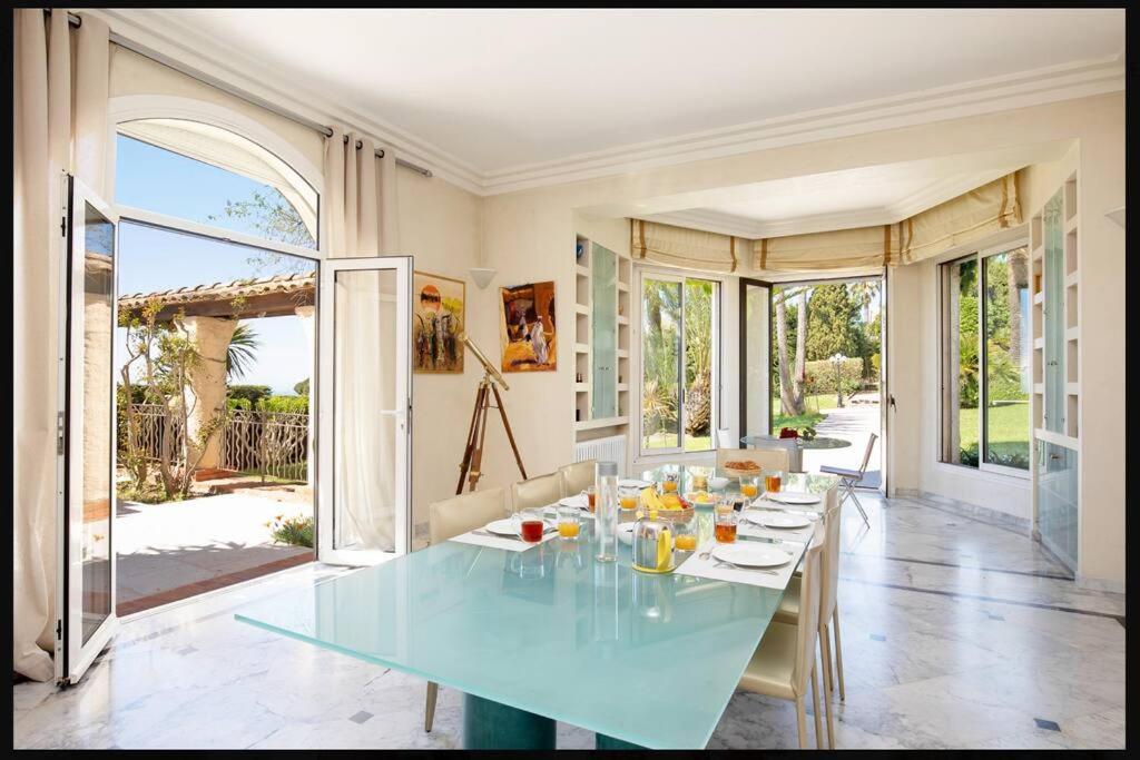 Le Castel Rose Super Cannes, Face Aux Iles De Lerins 瓦洛里 外观 照片